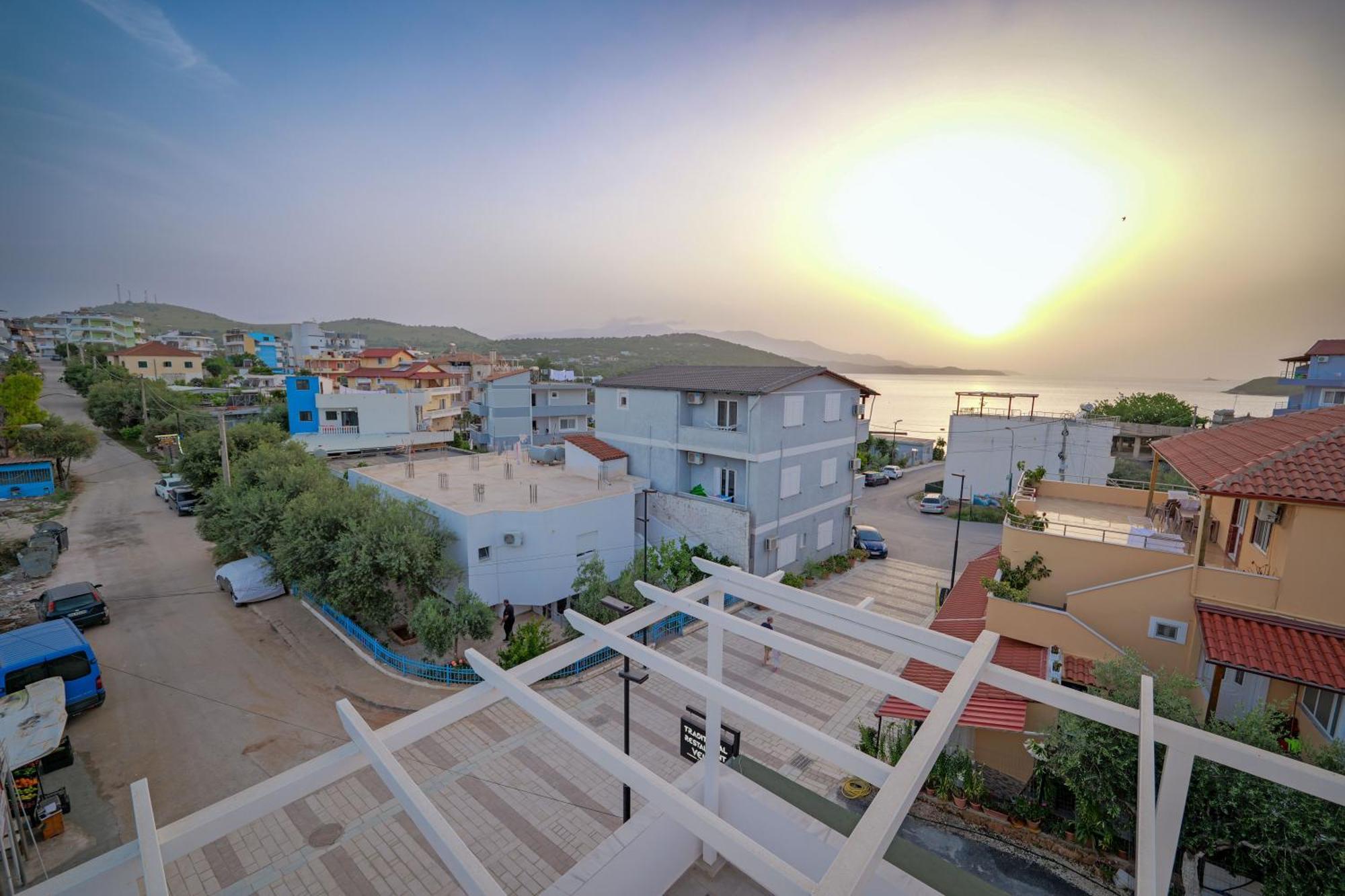 Hotel Veliaj Ksamil Exterior photo