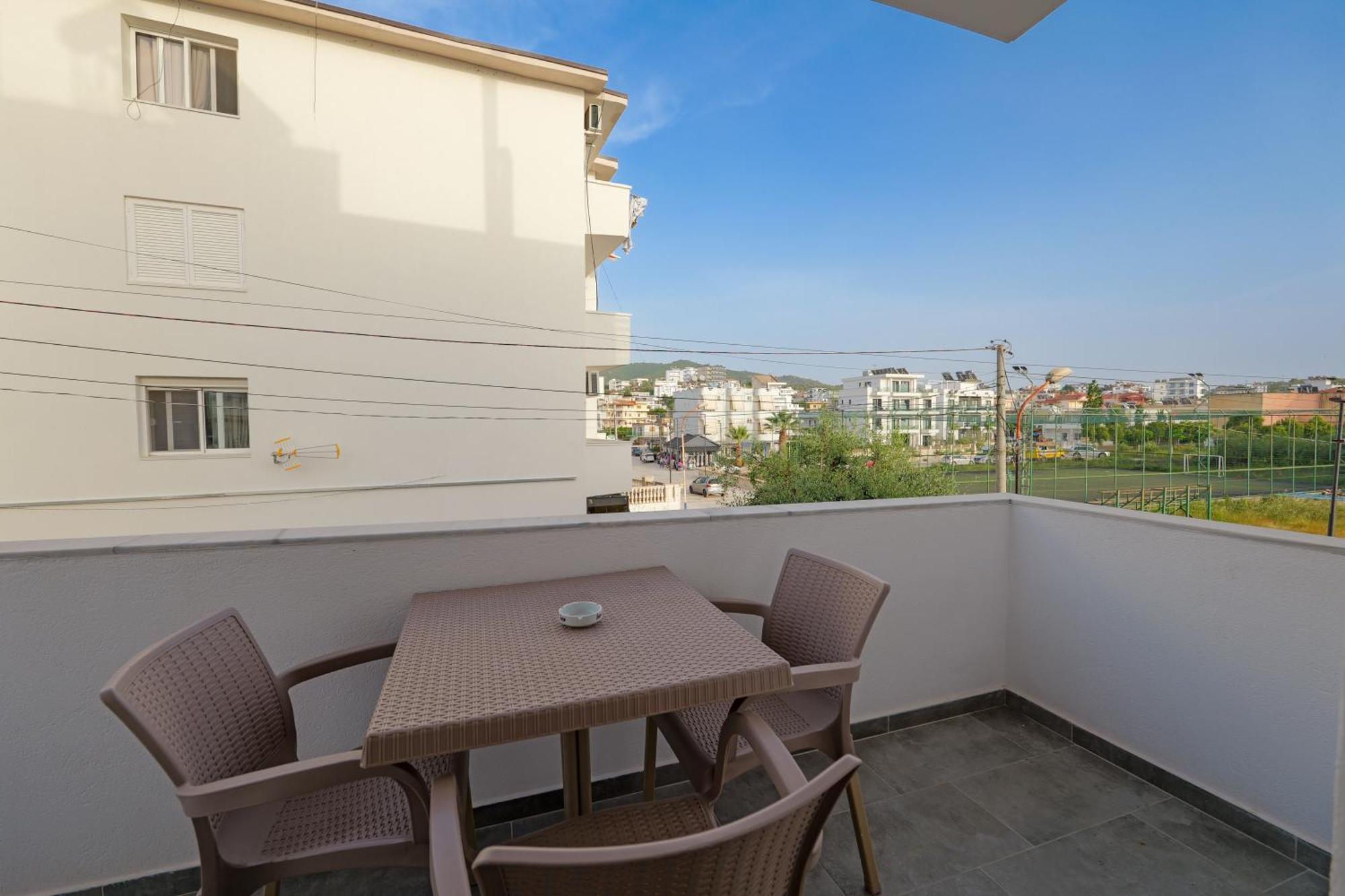 Hotel Veliaj Ksamil Exterior photo